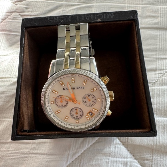 Michael Kors Silver and Gold Watch - Picture 1 of 6